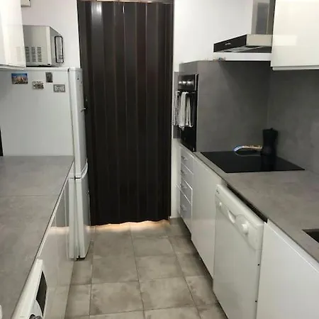 Amplio Piso 3 Bed 6 Camas *